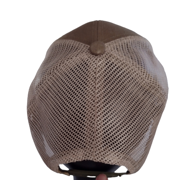 YETI snap back trucker hat. Sage or khaki green color.NWOT - Picture 6 of 9